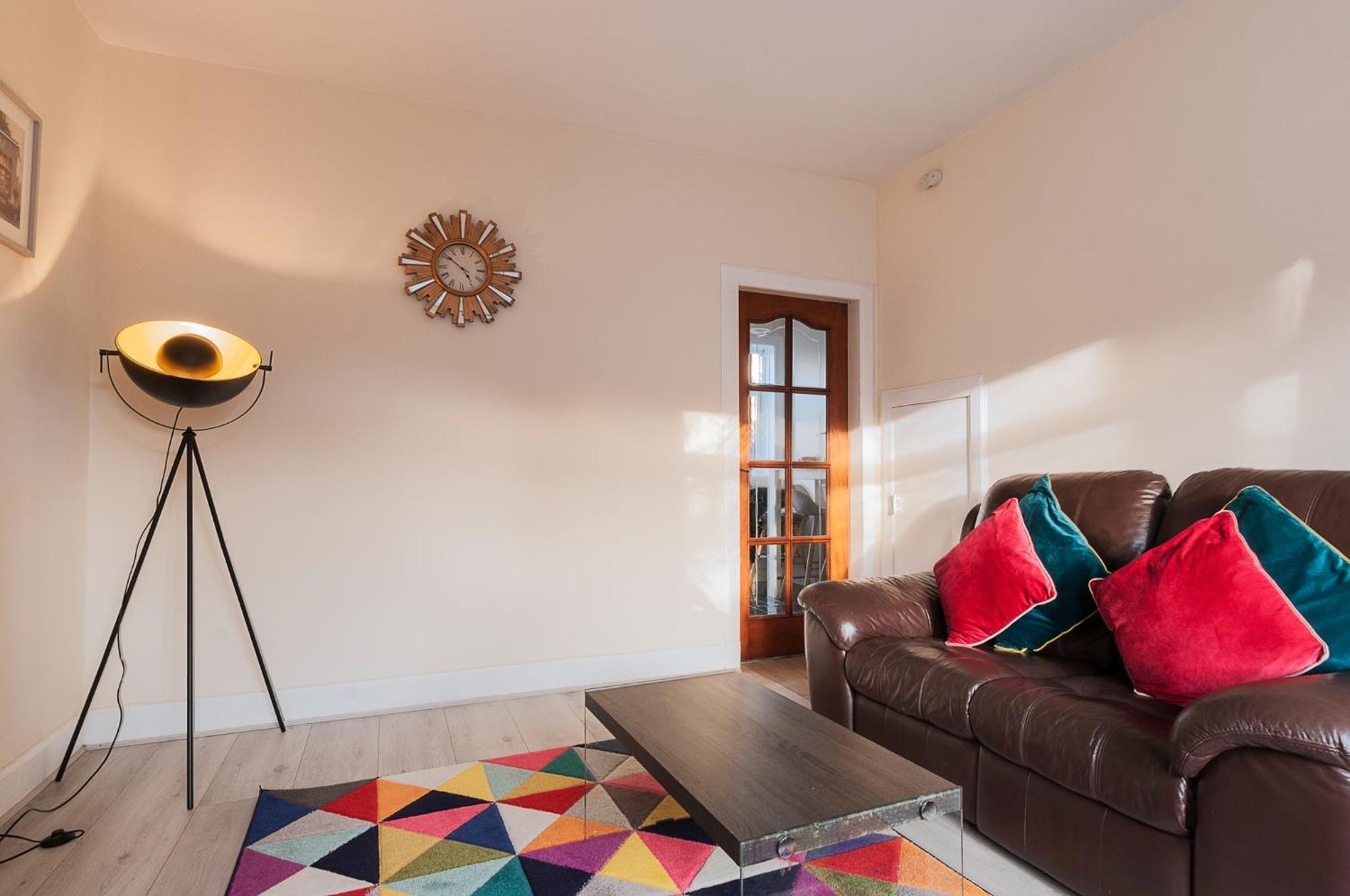 2 Bed Property, Sleeps 5, Free Parking, Near City Centre Эдинбург Экстерьер фото