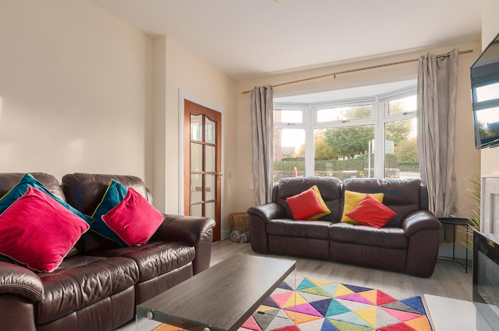 2 Bed Property, Sleeps 5, Free Parking, Near City Centre Эдинбург Экстерьер фото